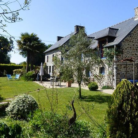 Bed and Breakfast Les Petites Chapelles Saint-Pierre-de-Plesguen Exteriér fotografie